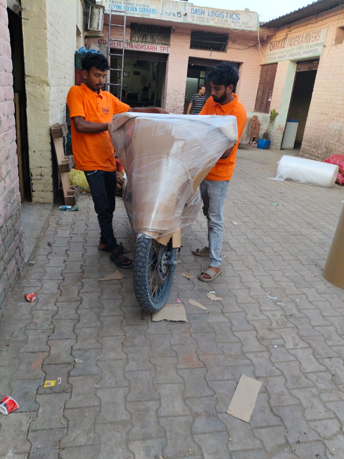 Leh to Mumbai Bike Transport Service